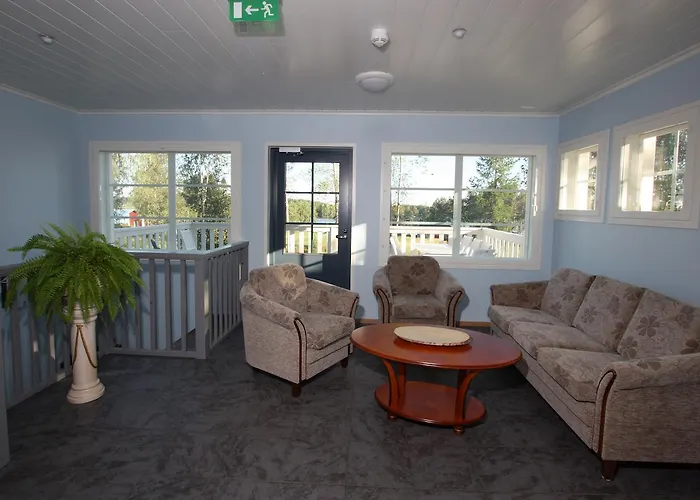 Hotel Sininen Helmi 3*